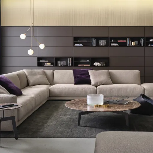 Tavolini rotondi Tribeca in marmo emperador dark lucido e base in brown nickel opaco di Poliform