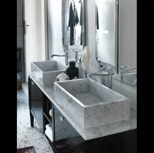 Mobile Bagno da appoggio in laccato lucido con doppio lavabo in marmo bianco di Carrara DIAMANTE DM25 di Compab