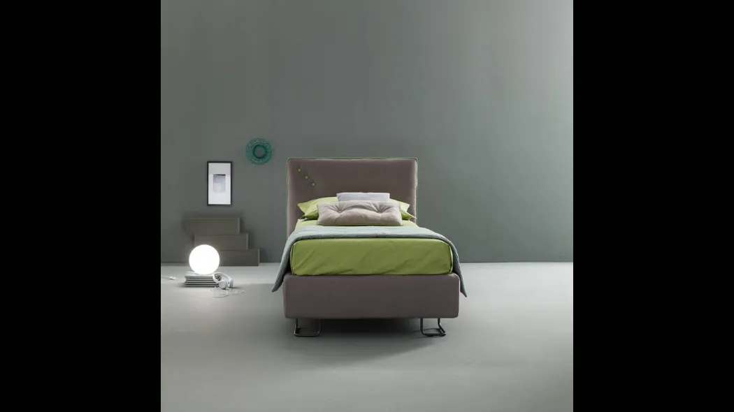 Letto moderno in tessuto con testiera Snap di Bside